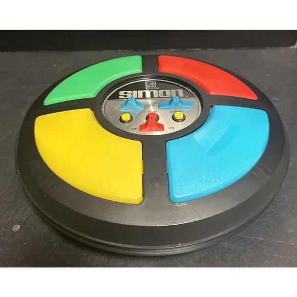 Milton Bradley Simon Electronic Game Original Box 100% Complete Vintage 1978 - Picture 6 of 16